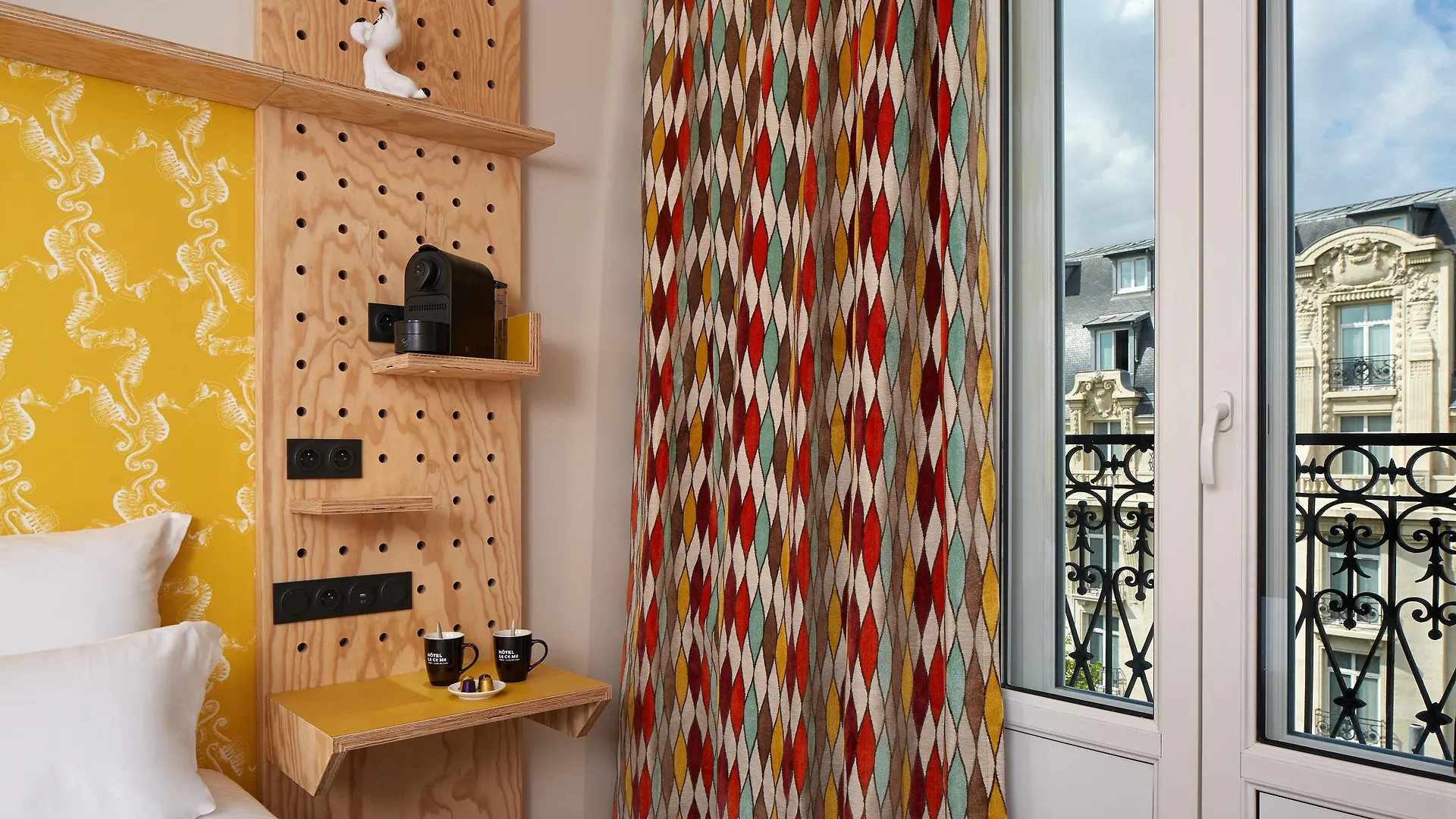 Hotel Locomo - Gare De Lyon Bastille Paris 3*,