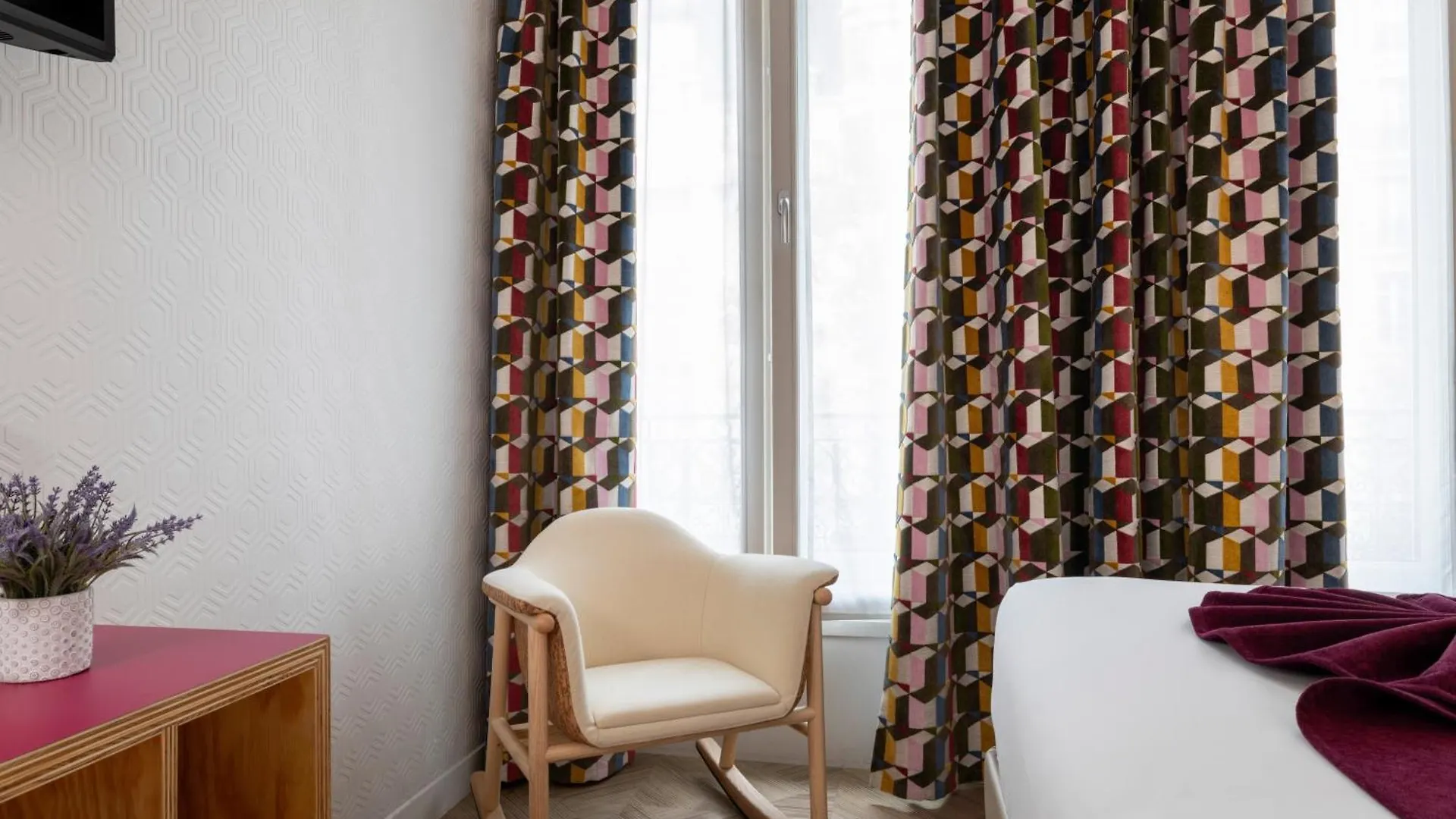 ***  Hotel Locomo - Gare De Lyon Bastille Paris Frankreich