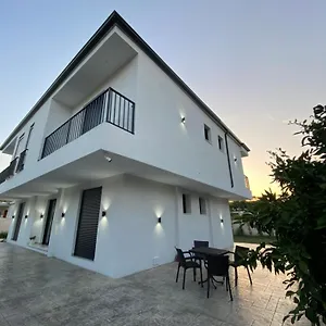 Papa-berat , Berati Albânia