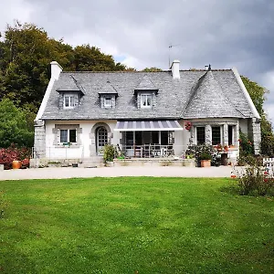 Chez Bebert Gasthof Plouvorn