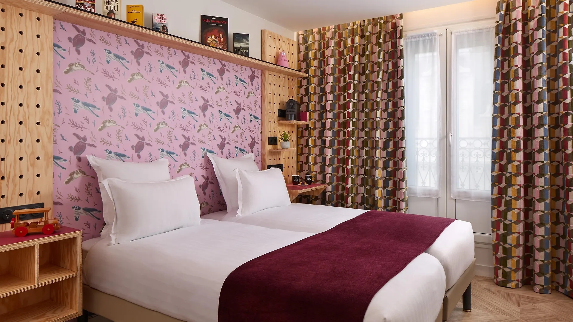 Hotel Locomo - Gare De Lyon Bastille Paříž 3*,  Francie